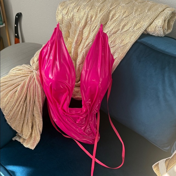 Tops - Vibrant Pink Halter Top